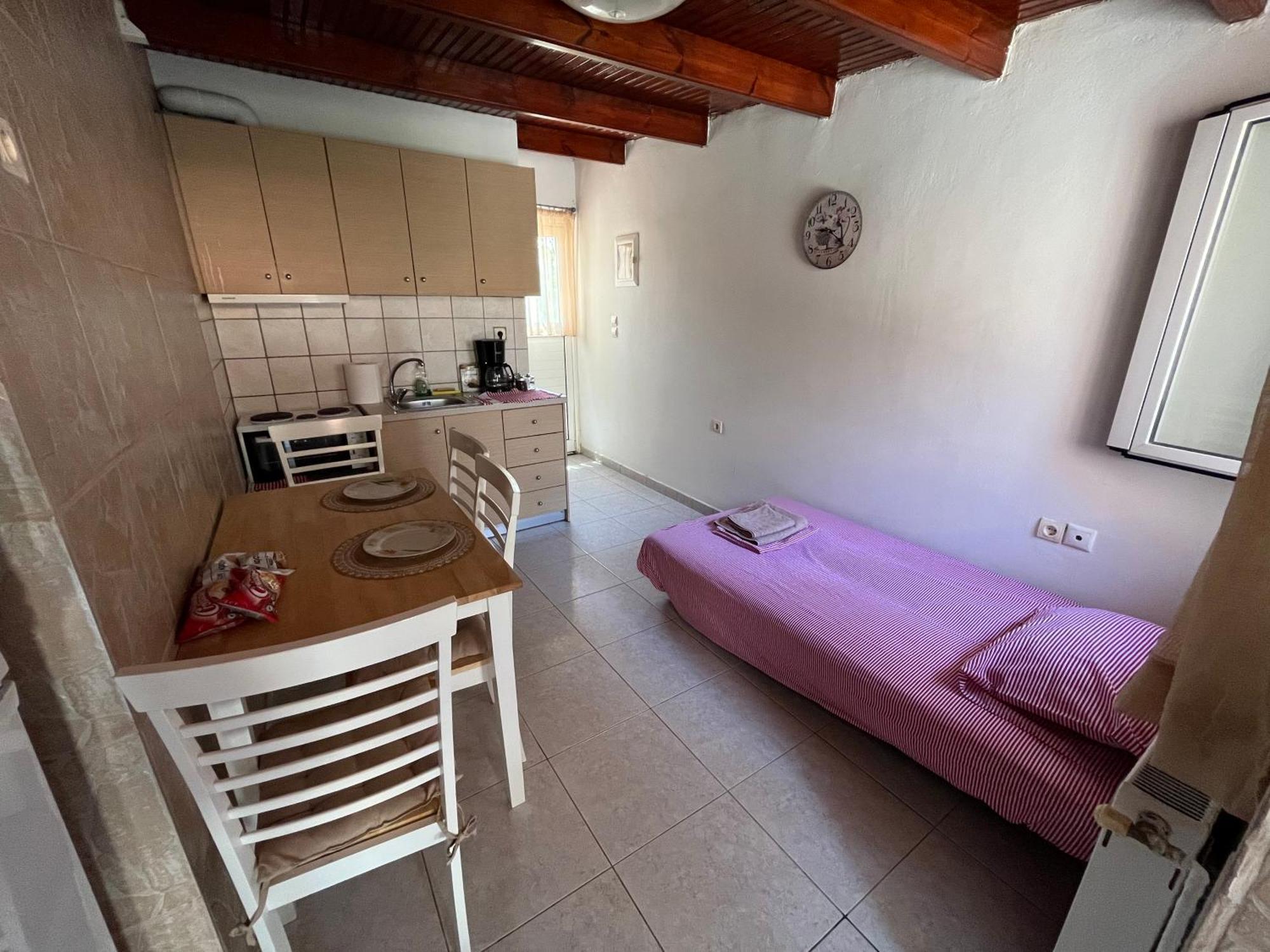 Artemis Apartment Near Athens Airport Εξωτερικό φωτογραφία